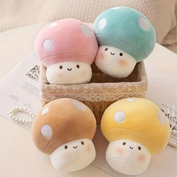 Brown Cap mushroom plush keychain pearl handle gift cottagecore accessory - Picture 4 of 4